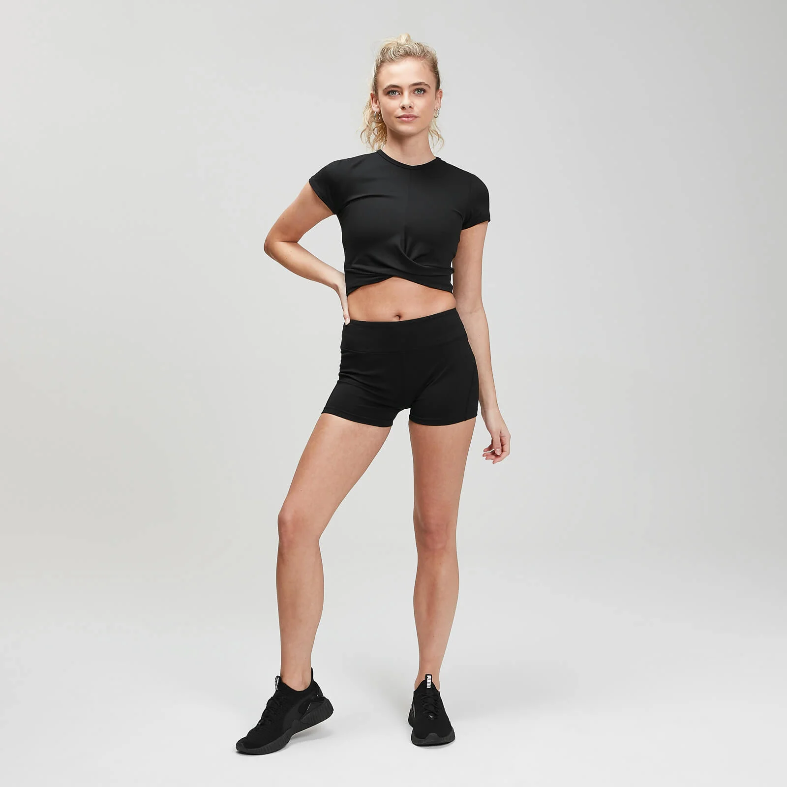 Power 力量系列 女士運動短褲 - 黑 - XXL 圖片 1