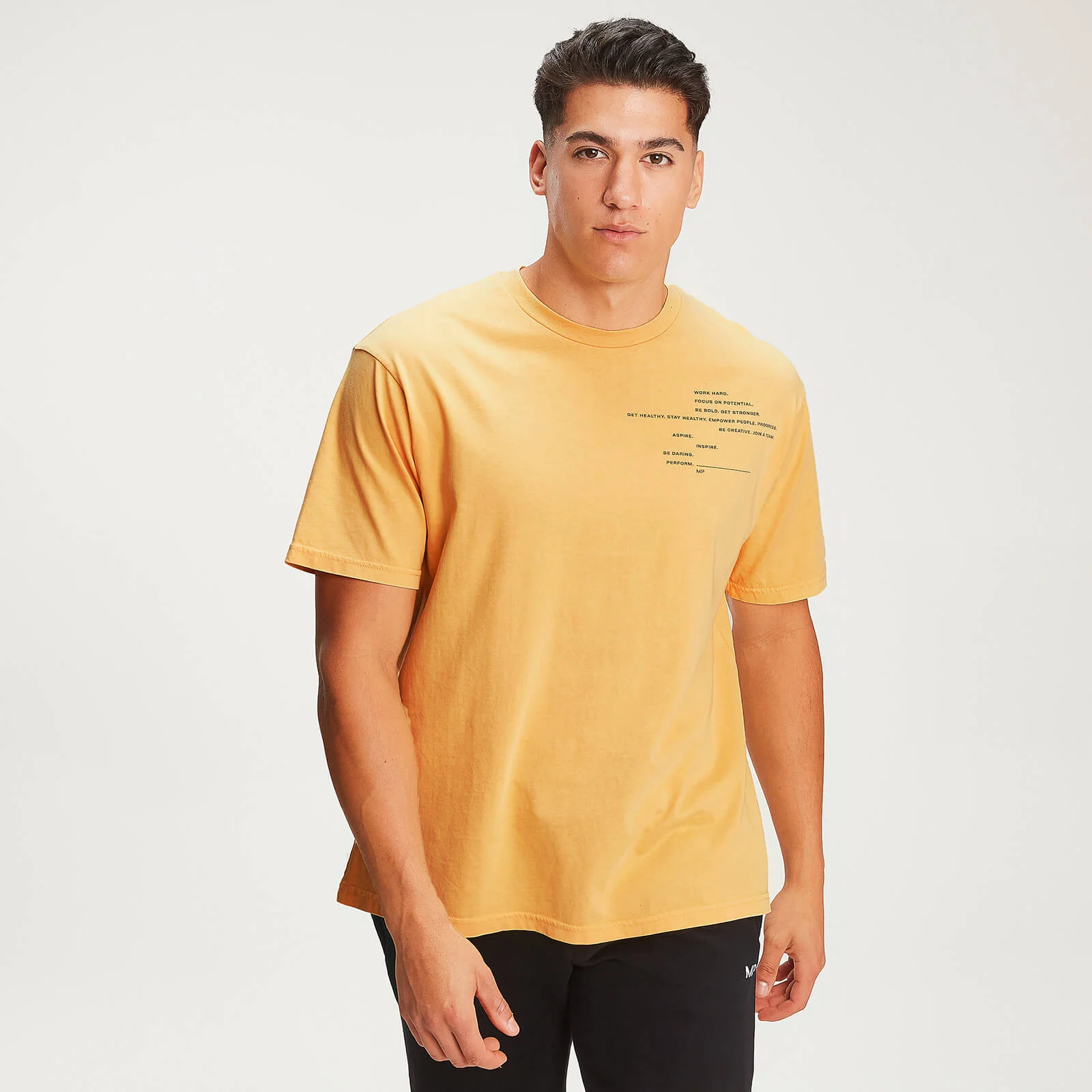 MP Men’s Rest Day Staggered Slogan T-Shirt - Old Gold - XS 圖片 1